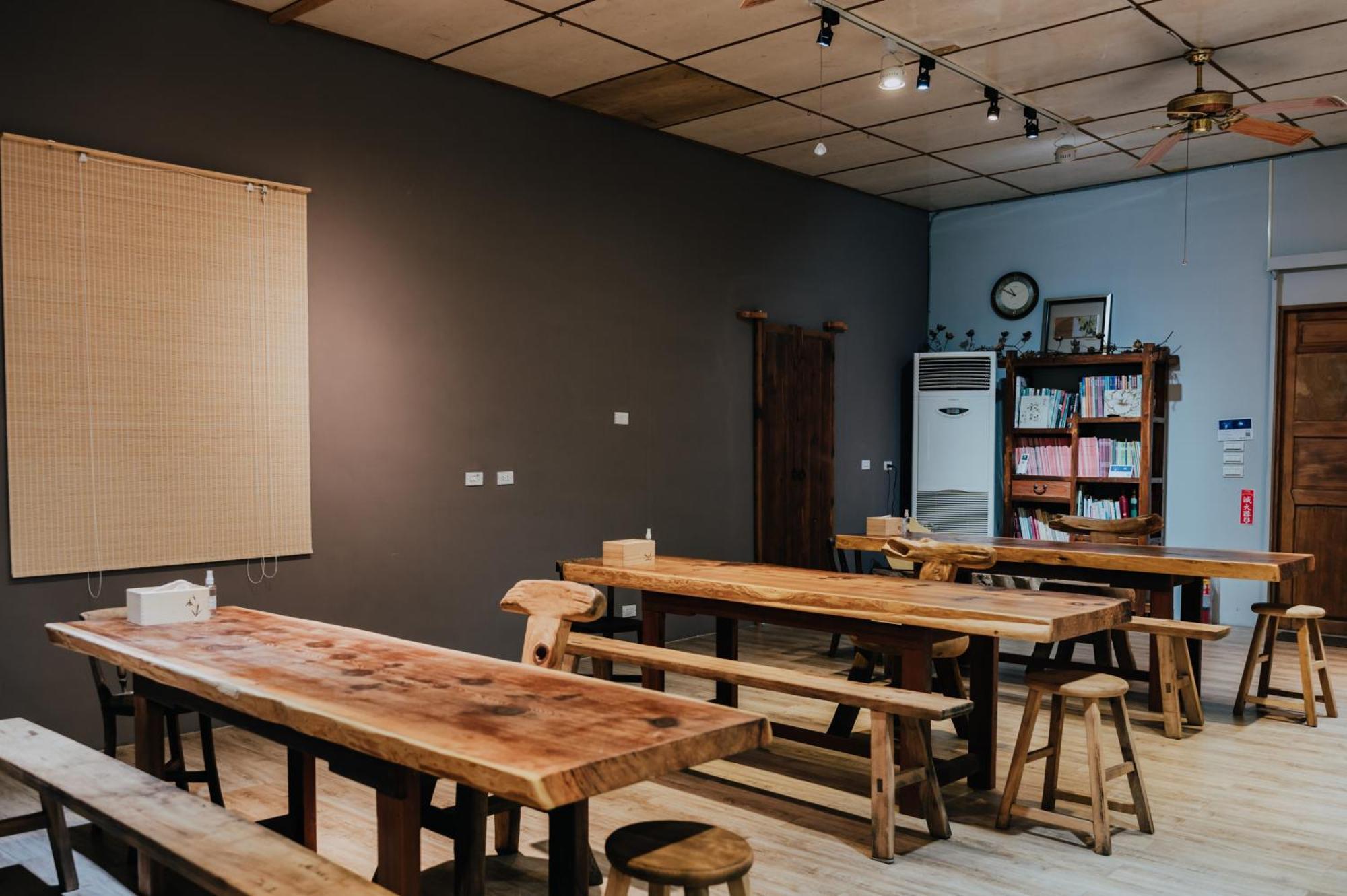 蘊慢築 茶花藝主題民宿 Yun Man Zhu Homestay Gongguan Exterior photo