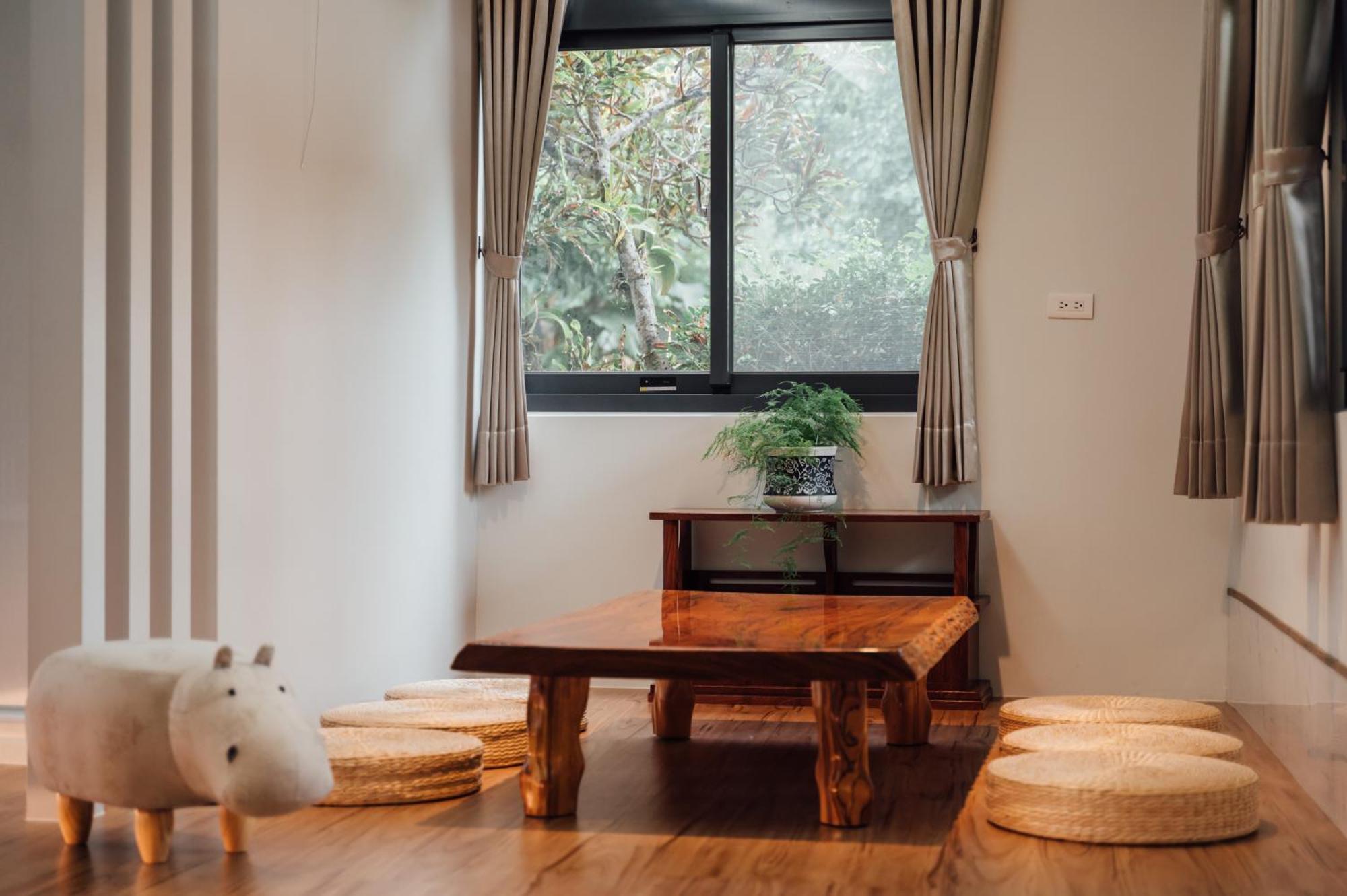蘊慢築 茶花藝主題民宿 Yun Man Zhu Homestay Gongguan Exterior photo